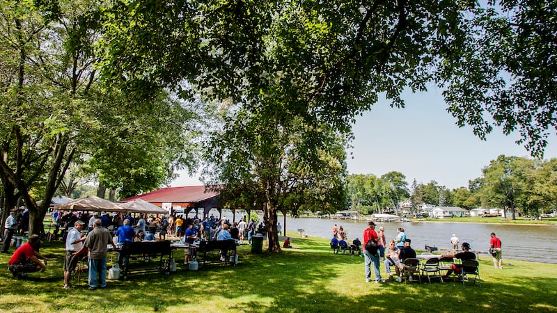 Picnic for hospitalized veterans is Wednesday in Fox River Grove; assistance welcomed