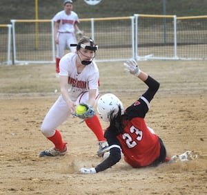 Photos: Oregon edges Amboy