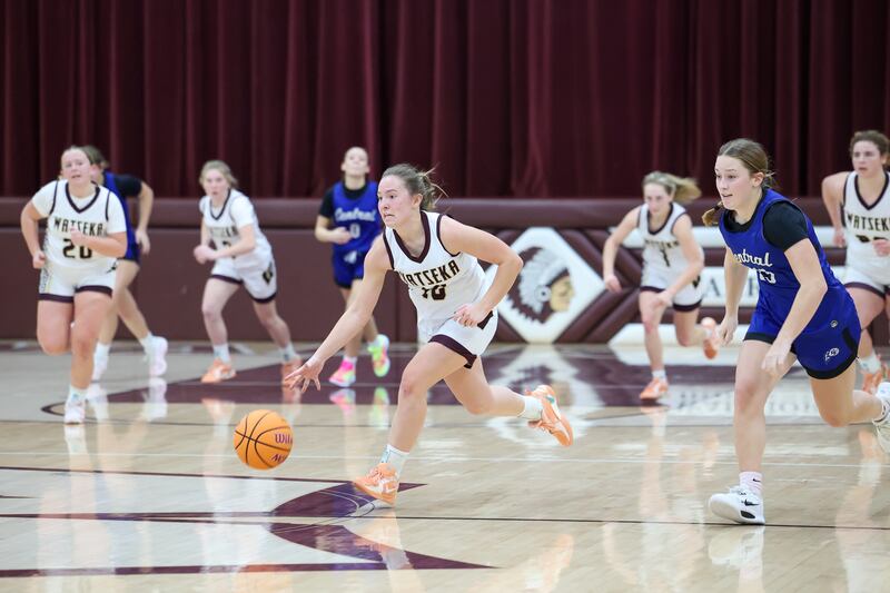 Watseka-Milford's Christa Holohan breaks away with a steal during the Warriors' 60-49 victory over Clifton Central on Saturday, Jan. 10, 2026.