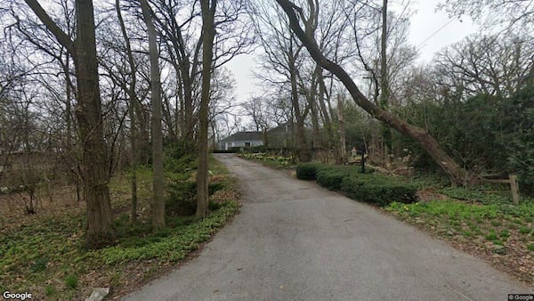 Single-family home sells in Hinsdale for $1.4 million