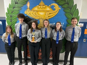 Princeton High scholastic bowl team place third at Winnebago Invitational