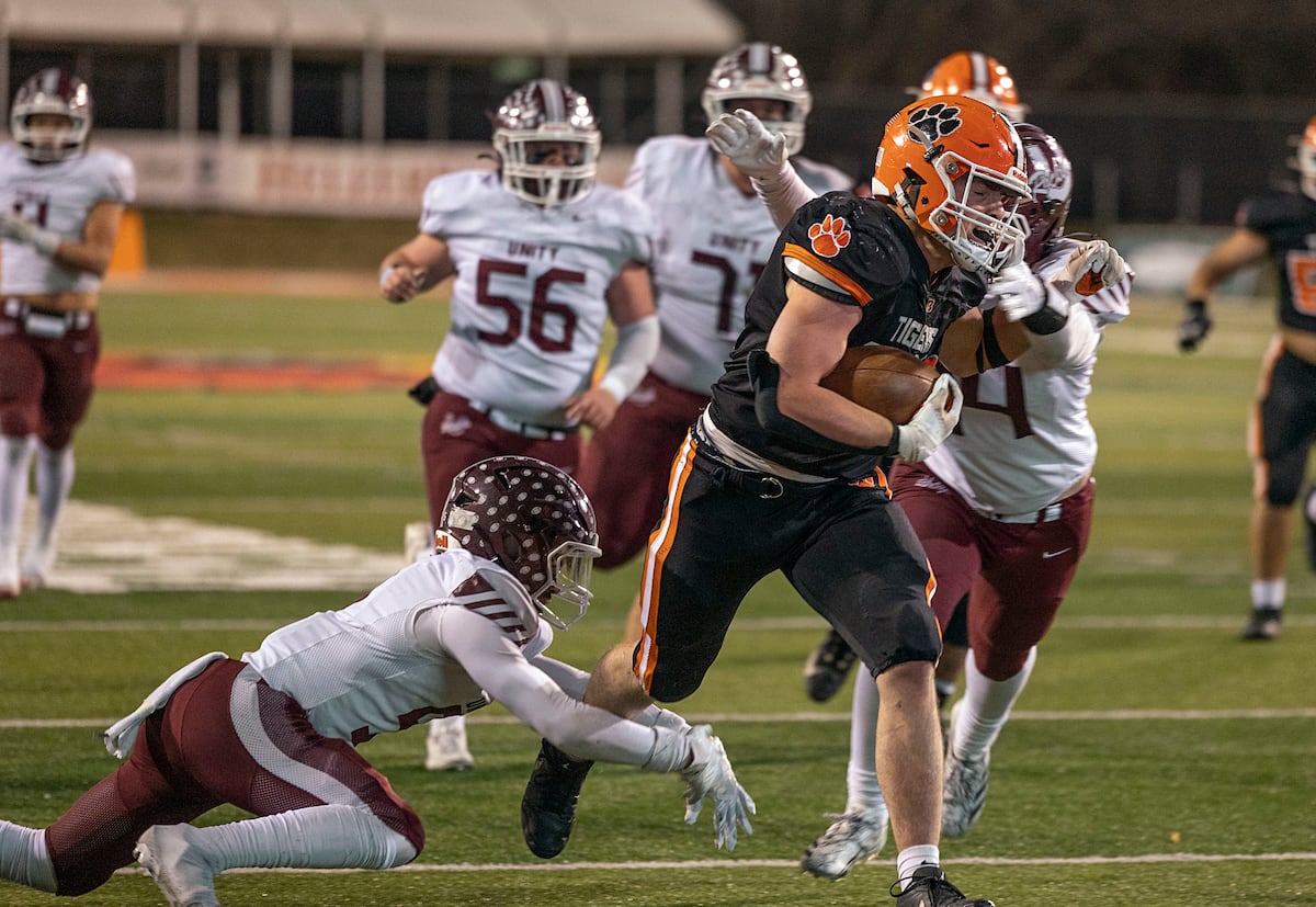 Byron’s Caden Considine signs with Illinois on full-ride scholarship: ‘It’s a dream come true’