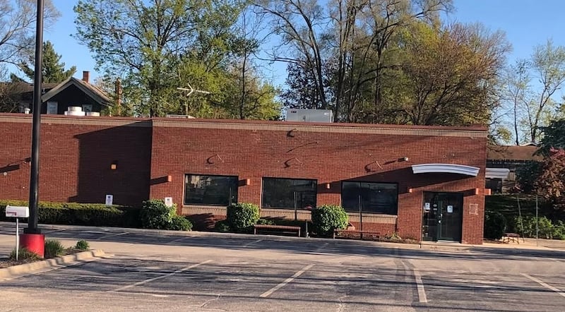 The McHenry Applebee's Grill + Bar, 1700 N. Richmond Road, McHenry, on Thursday, May 8, 2025. All signs at the closed restaurant were removed that day, according to those who saw them coming down and posted to a McHenry Facebook page.