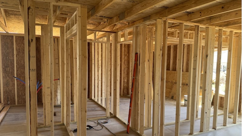 Huge step taken at Mendota's next Habitat for Humanity build
