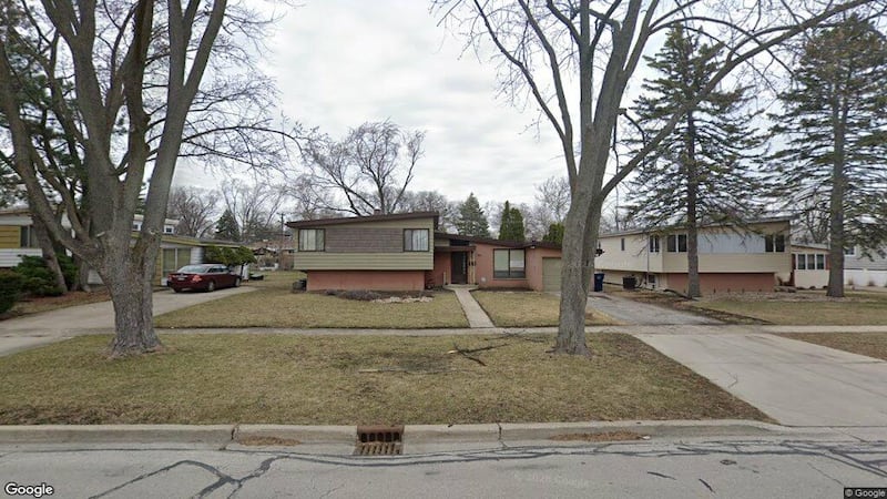 Single-family home sells for $295,000 in Villa Park