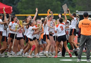 At last, Crystal Lake Central co-op celebrates supersectional win, holds off Downers Grove North co-op rally