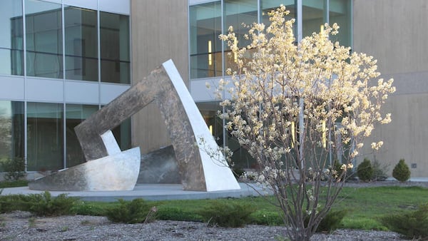 IVCC opens Paul Simon Essay Contest for currently enrolled students