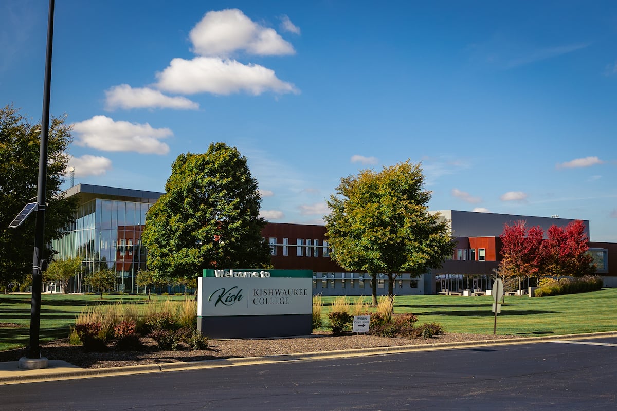 Kishwaukee College fall 2025 semester graduates