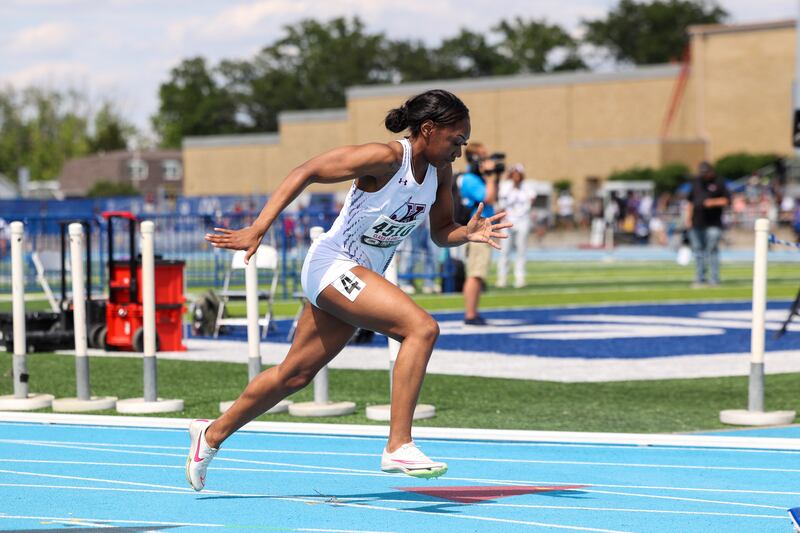 Kankakee’s Naomi Bey-Osborne takes off in the 400 m dash during the IHSA Class 3A Girls Track & Field State Finals on Saturday, May 24, 2025.