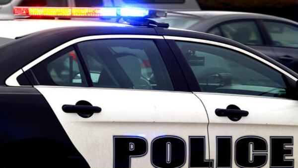 Police: Teenage boy shot in Carol Stream