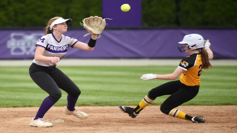 Photos: Herscher at Manteno, softball