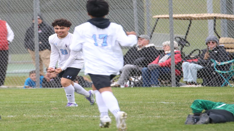 Photos: Kankakee shuts out L-P to win the Class 2A boys soccer Regional title