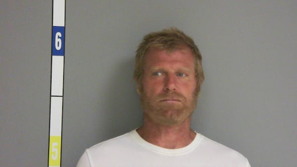 Man arrested after woman found beaten in Ottawa