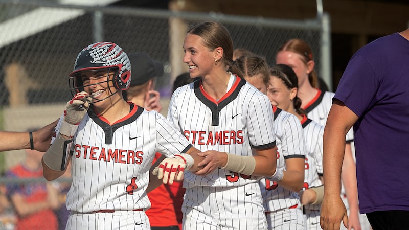 Zoe Kunau’s first career home run sends Fulton softball to sectional title game after walk-off blast, 5-4 win