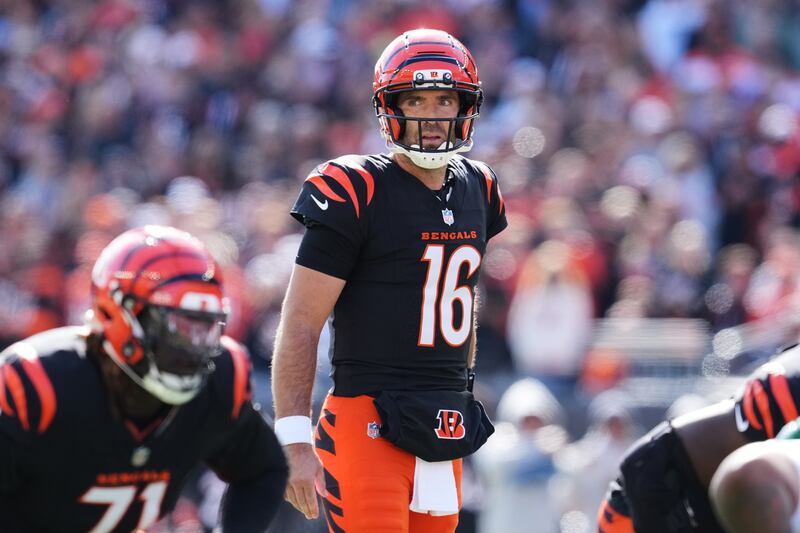 Cincinnati Bengals quarterback Joe Flacco (16) calls a play during the first half of an NFL football game against the New York Jets, Sunday, Oct. 26, 2025, in Cincinnati. (AP Photo/Jeff Dean)