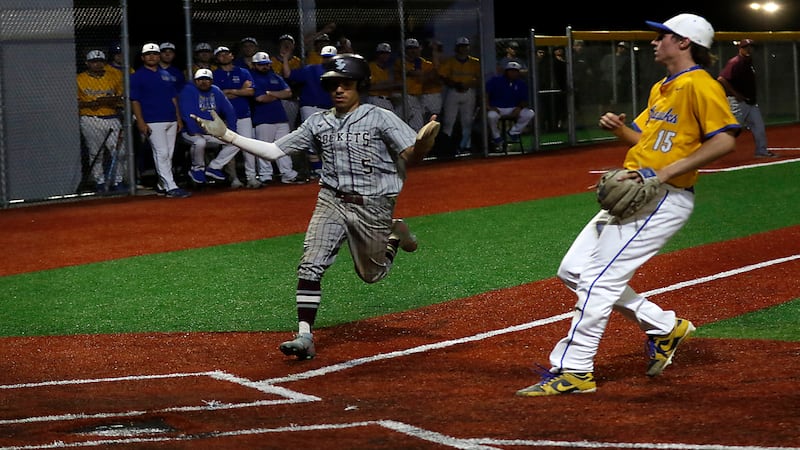 Photos: Richmond-Burton vs. Johnsburg, Class 2A Johnsburg Regional semifinal baseball