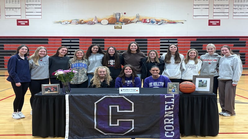 Forreston’s Vogt signs to play basketball at Cornell College