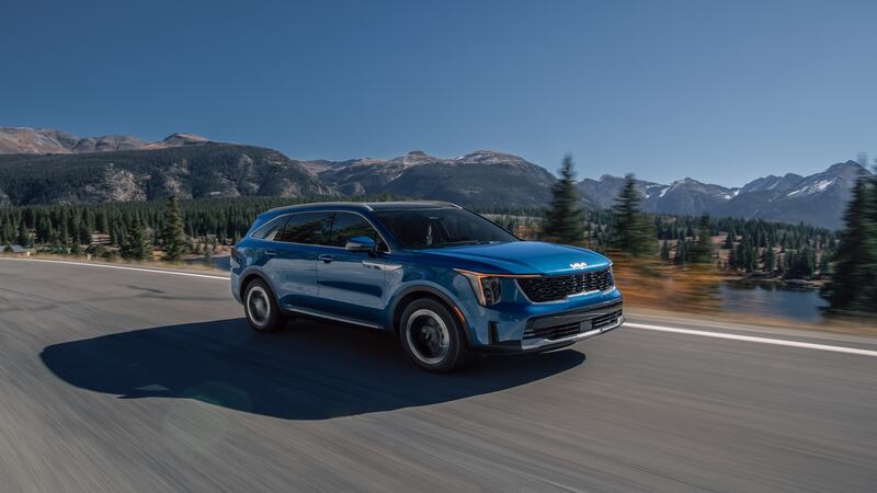 Kia Sorento Hybrid SX delivers big on efficiency, premium practicality, value