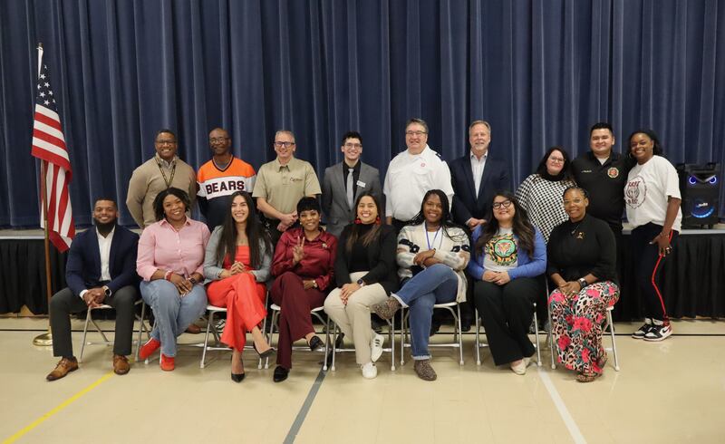 Joliet Public Schools District 86 welcomed community and business members into their elementary and junior high schools for the district’s 2025 Principal for a Day Celebration.