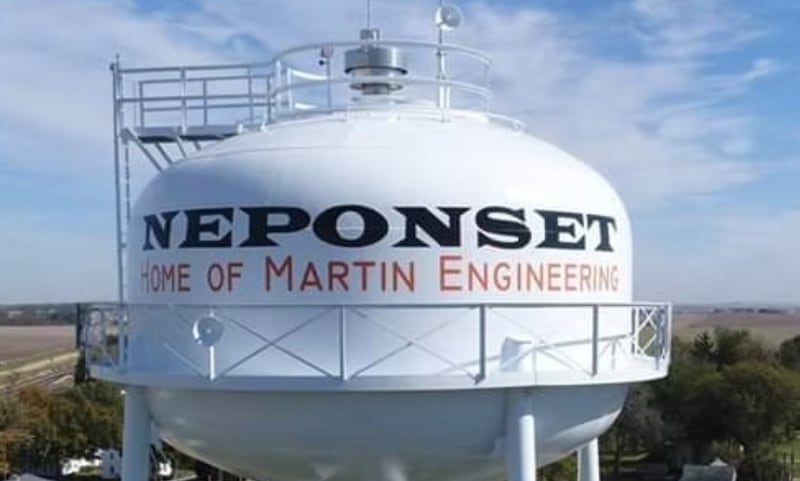 Neponset water tower