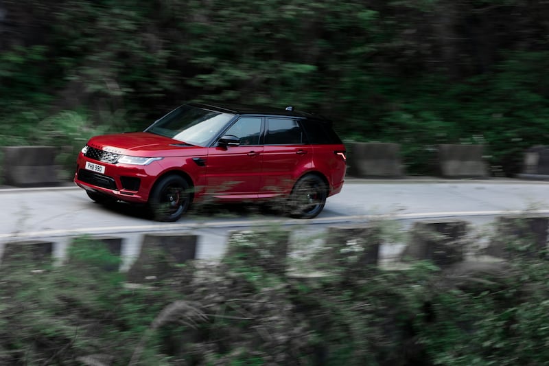 The 2026 Range Rover Sport Dynamic SE PHEV.