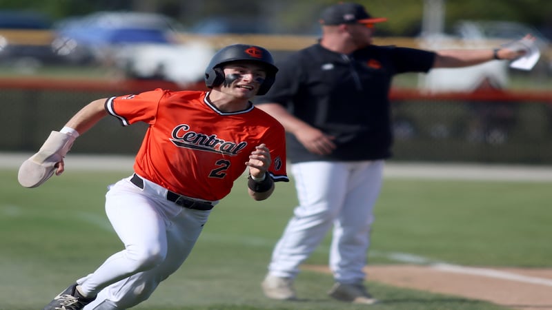 Photos: Crystal Lake Central vs. Wauconda, Class 3A Regional baseball