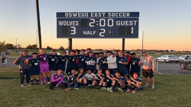 Oswego East scores two goals late, beats Yorkville for program’s 200th win
