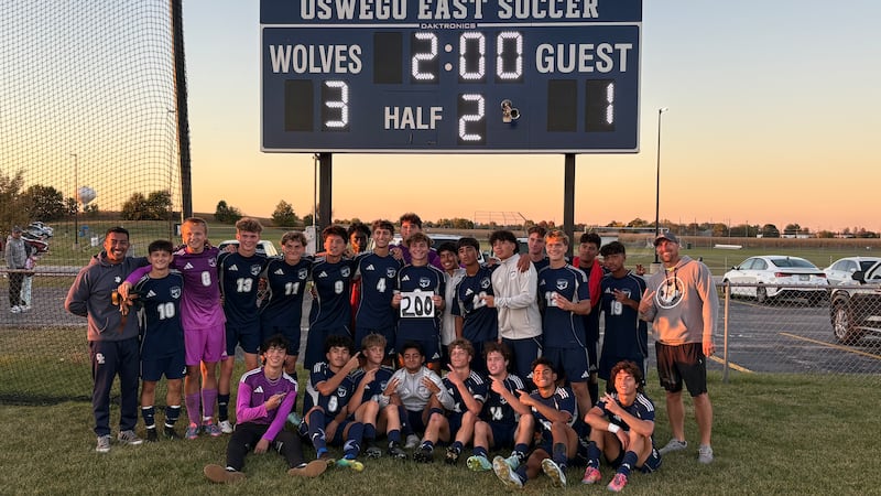 Oswego East scores two goals late, beats Yorkville for program’s 200th win