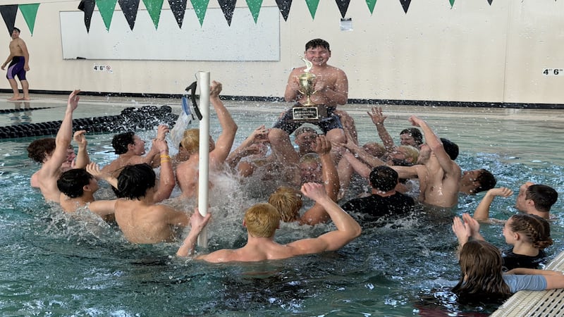 Cary-Grove co-op takes back Fox Valley Conference Invite championship