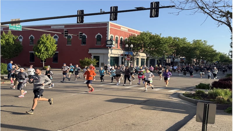 Oak Park’s Jens Conzen, Bolingbrook’s Sydney Watkins top winners in 2026 Starved Rock Country Marathon