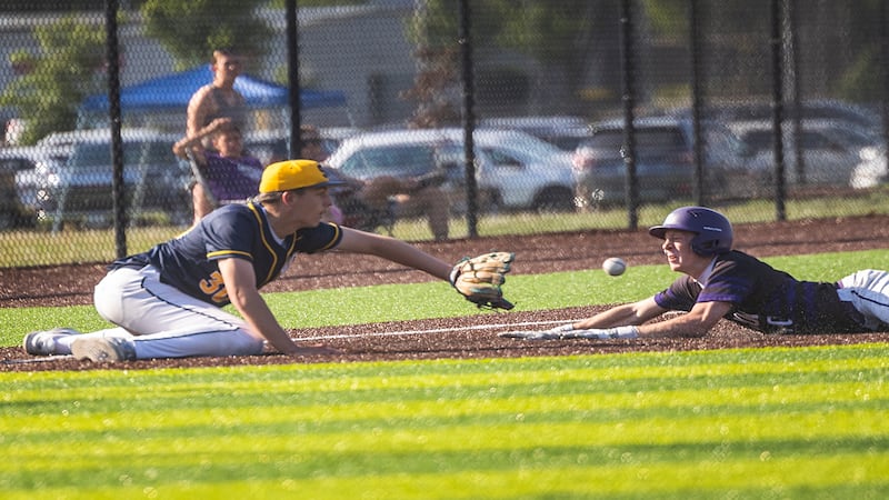 Penne pitches Sterling past Dixon in 3A regional semifinal