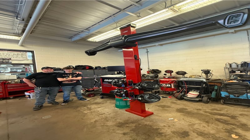OTHS Automotive Vocational Education Program adds new Hunter Hawkeye Elite alignment machine