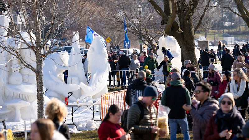 Winterfest brings dazzling snow sculptures to Lake Geneva Jan. 28