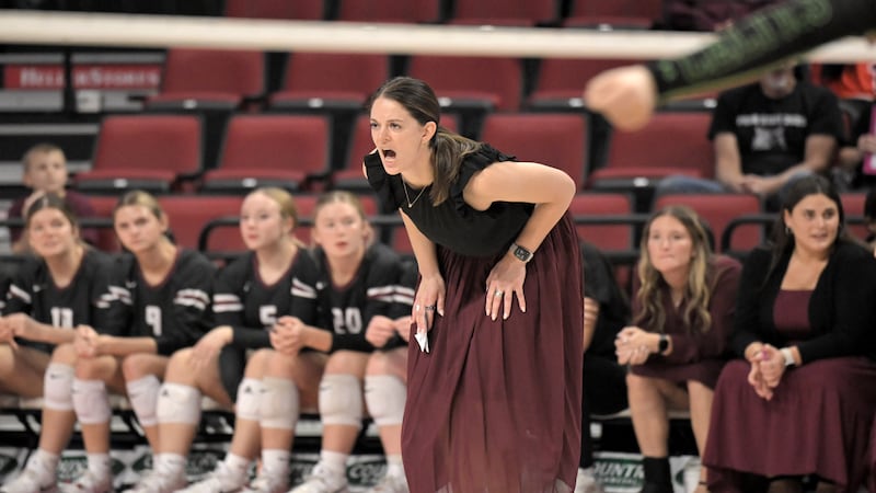 2025 Northwest Herald Girls Volleyball Coach of the Year: Prairie Ridge’s Leah Groat