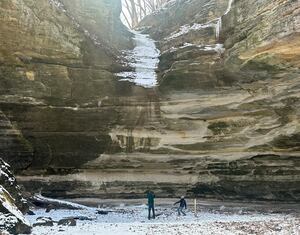 Drought means little ice climbing at Starved Rock