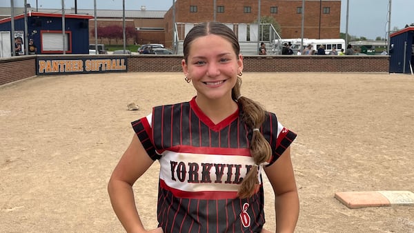 Freshman Alyssa Muhlbach sparks Yorkville’s seventh-inning rally, win at Oswego