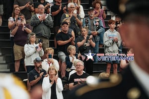 ‘Quite an honor’: McHenry High teacher accompanies veterans, students on Honor Flight