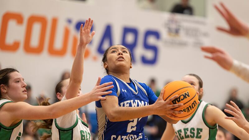 Wethersfield pulls away from Newman, advances to Elite 8