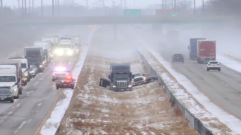 Weather-related crashes temporarily close eastbound I-80 lanes