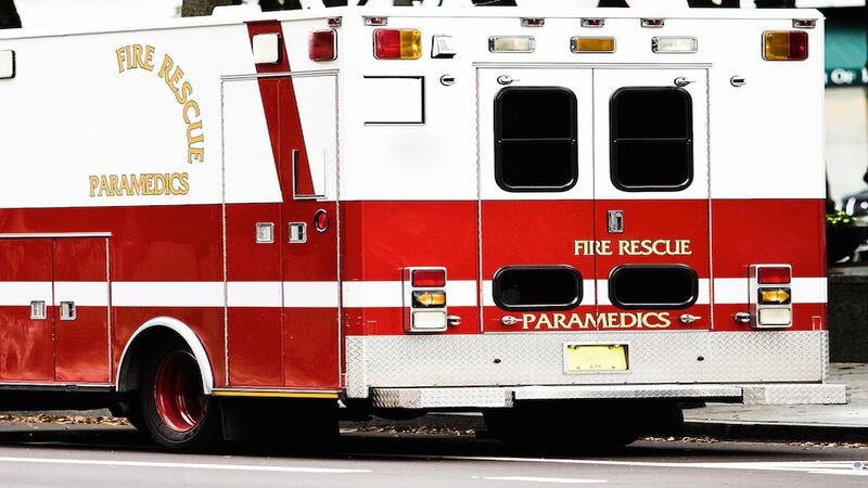 Vehicle pulled from Volo pond hours after driver told Lakemoor police he crashed in water but was unsure where