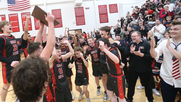 Indian Creek survives final Marquette shot to claim 1A sectional title