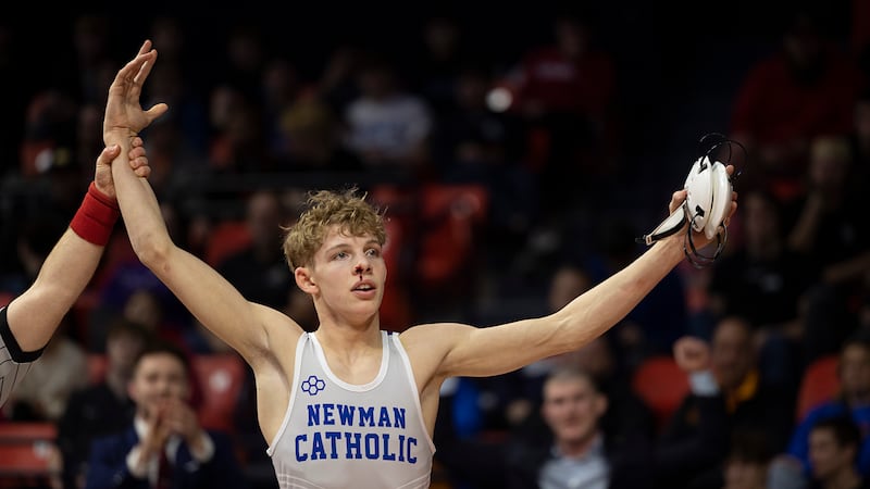 Newman’s Landon Near wins Class 1A 113-pound title at IHSA state boys wrestling finals
