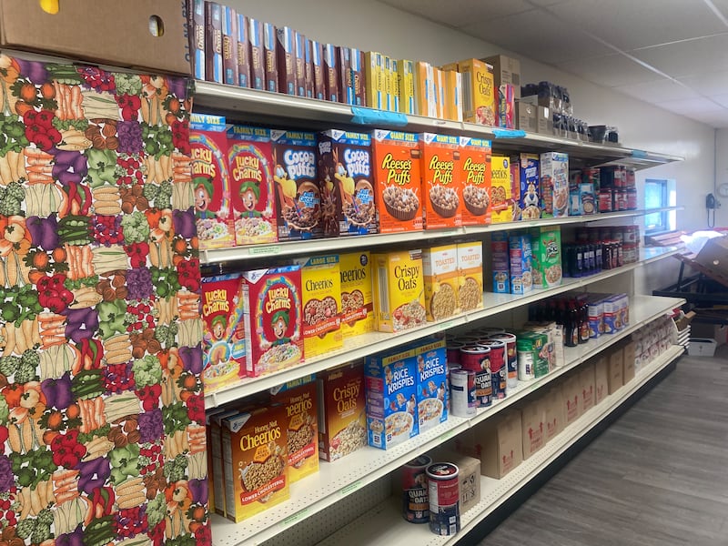 A shelf of cereal and oatmeal at the Lockport Fish Food Pantry.
Thursday, Oct. 29, 2025.