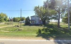 Rural residence built in 1909 sells in Oregon for $355,000