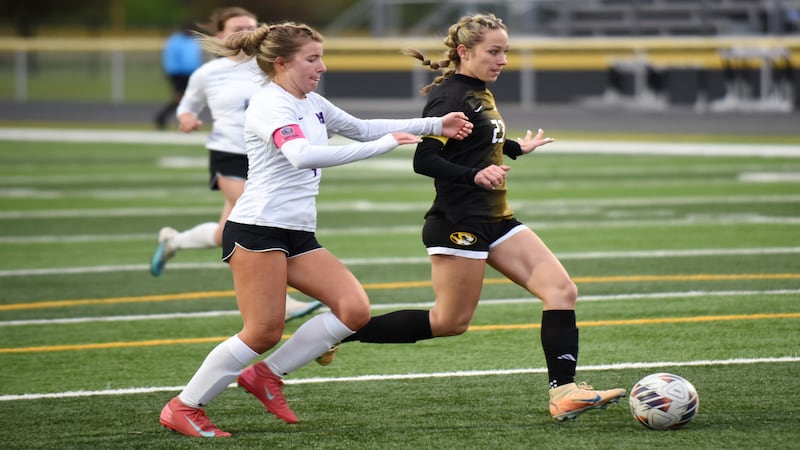 Herscher tops Manteno on senior night, finishes 5th straight perfect conference season