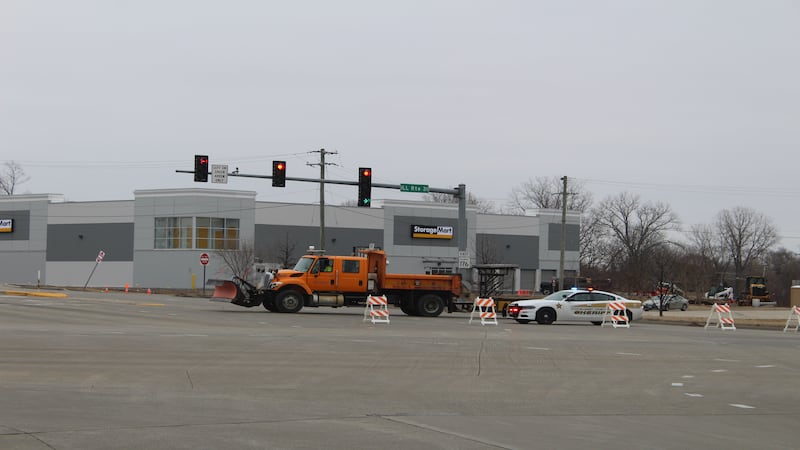 Man found dead along Route 176 in Prairie Grove 