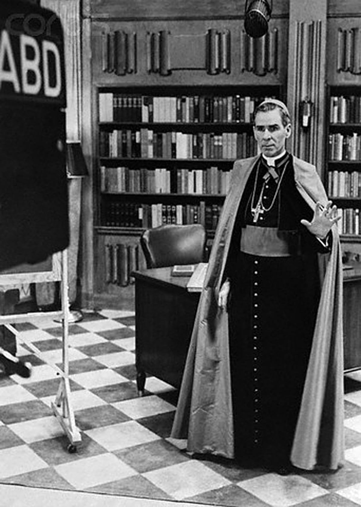Vatican OKs beatification of Venerable Fulton Sheen
