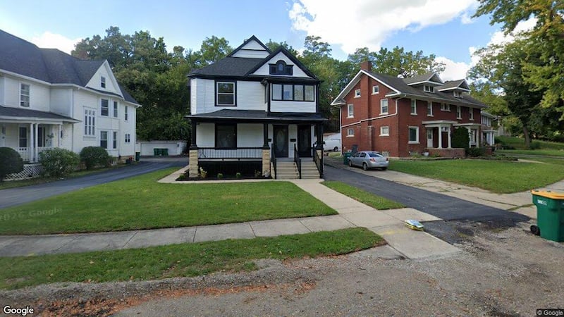 Property in Joliet built in 1904 sells for $487,500