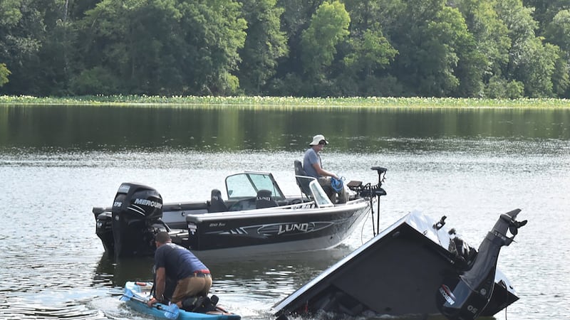Morrison firefighters pull truck, boat, trailer from lake at Morrison Rockwood State Park