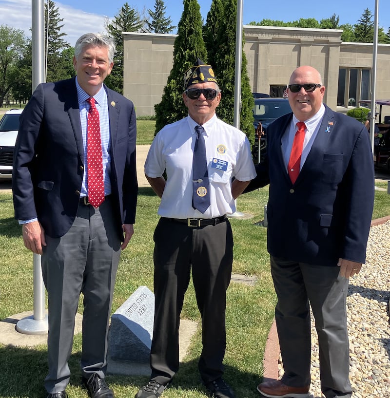 On May 25, a Memorial Day ceremony was held at the Rochelle Veterans War Memorial at Lawnridge Ceremony. Speakers included U.S. 16th District Congressman Darin LaHood, R, Peoria; Arnold Heltness American Legion Post 403 Commander Chuck Roberts and Rochelle Mayor John Bearrows.